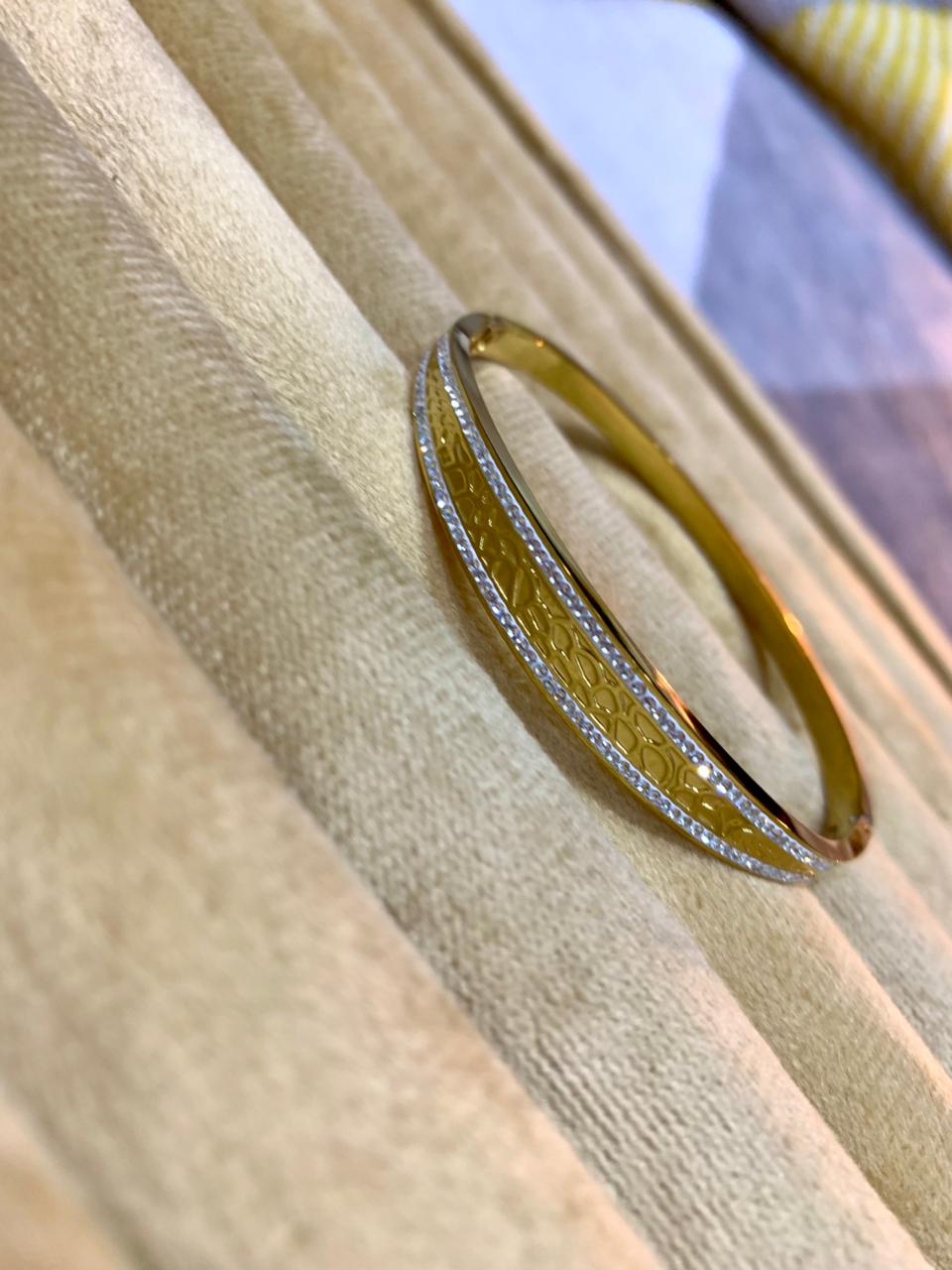 Gold Stainless Handcuff