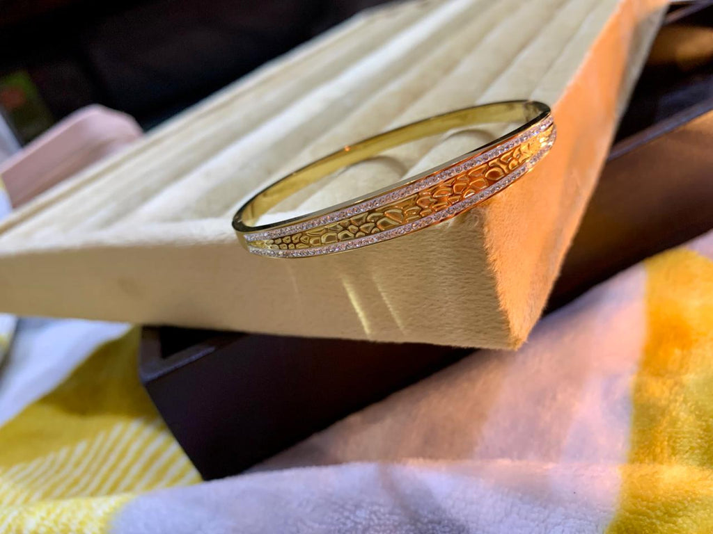Gold Stainless Handcuff