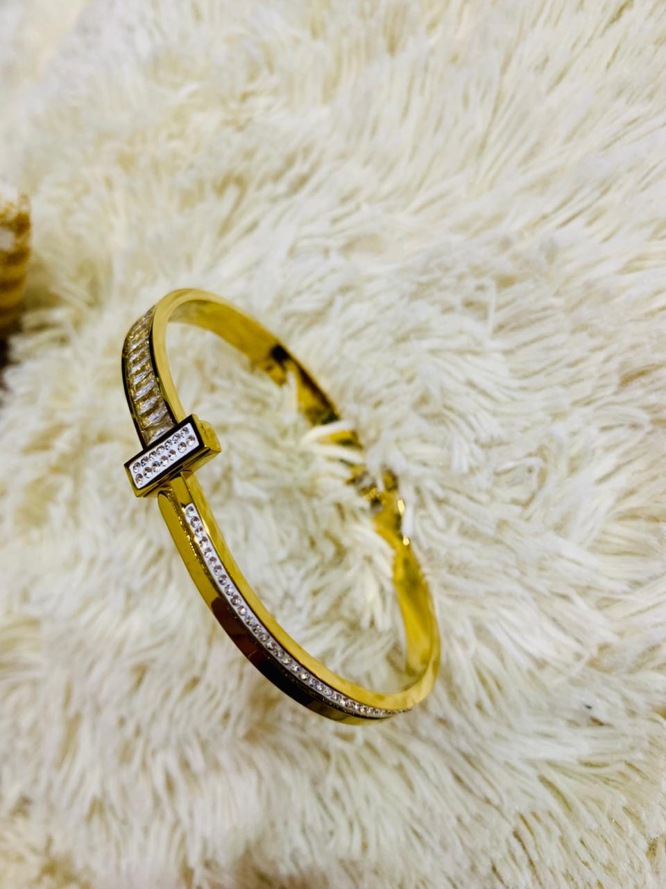 Crystal Stone Handcuff