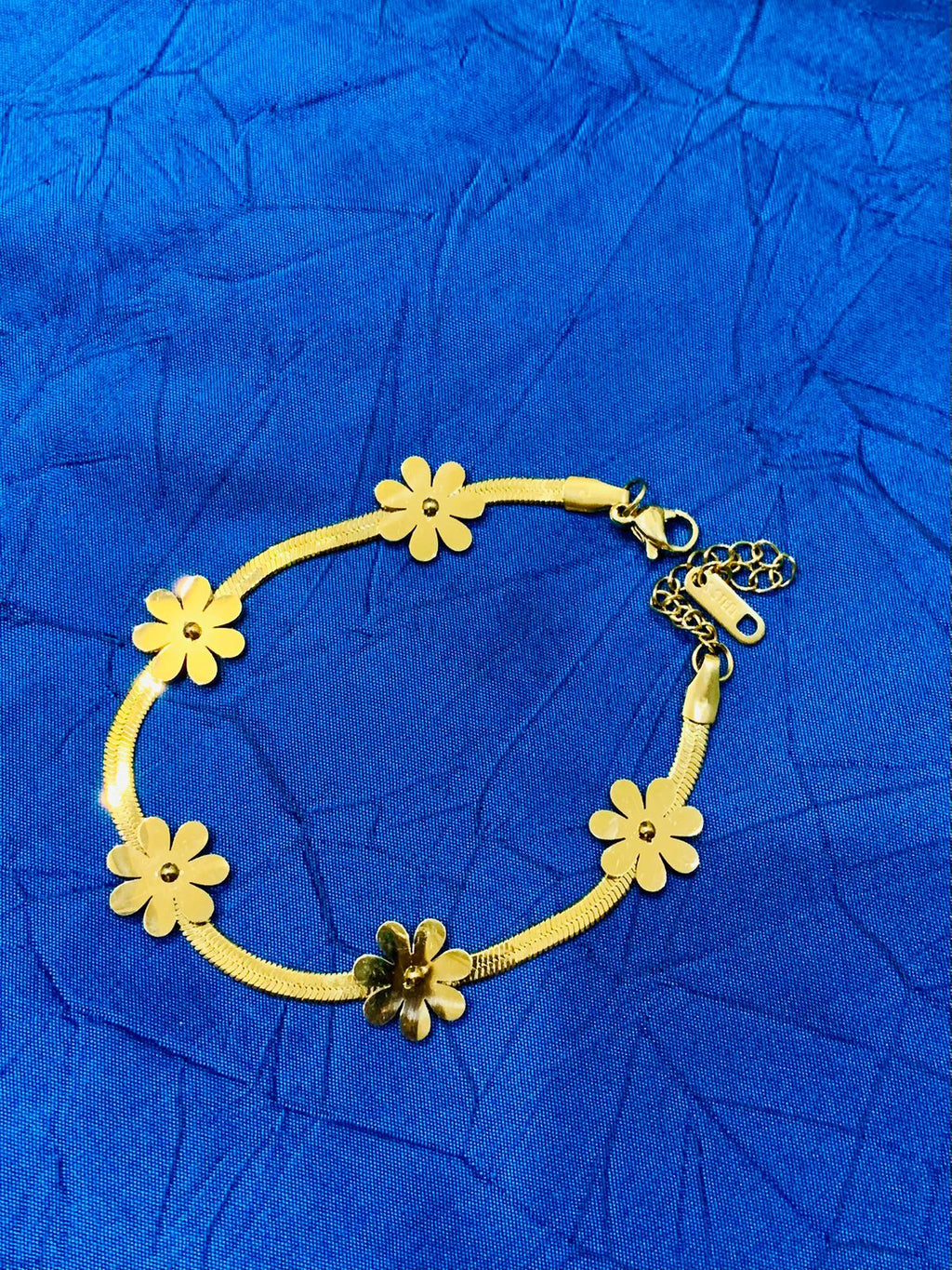 Deisy Snake Chain Bracelet