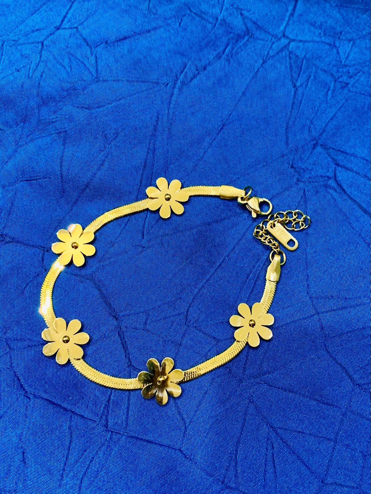Deisy Snake Chain Bracelet
