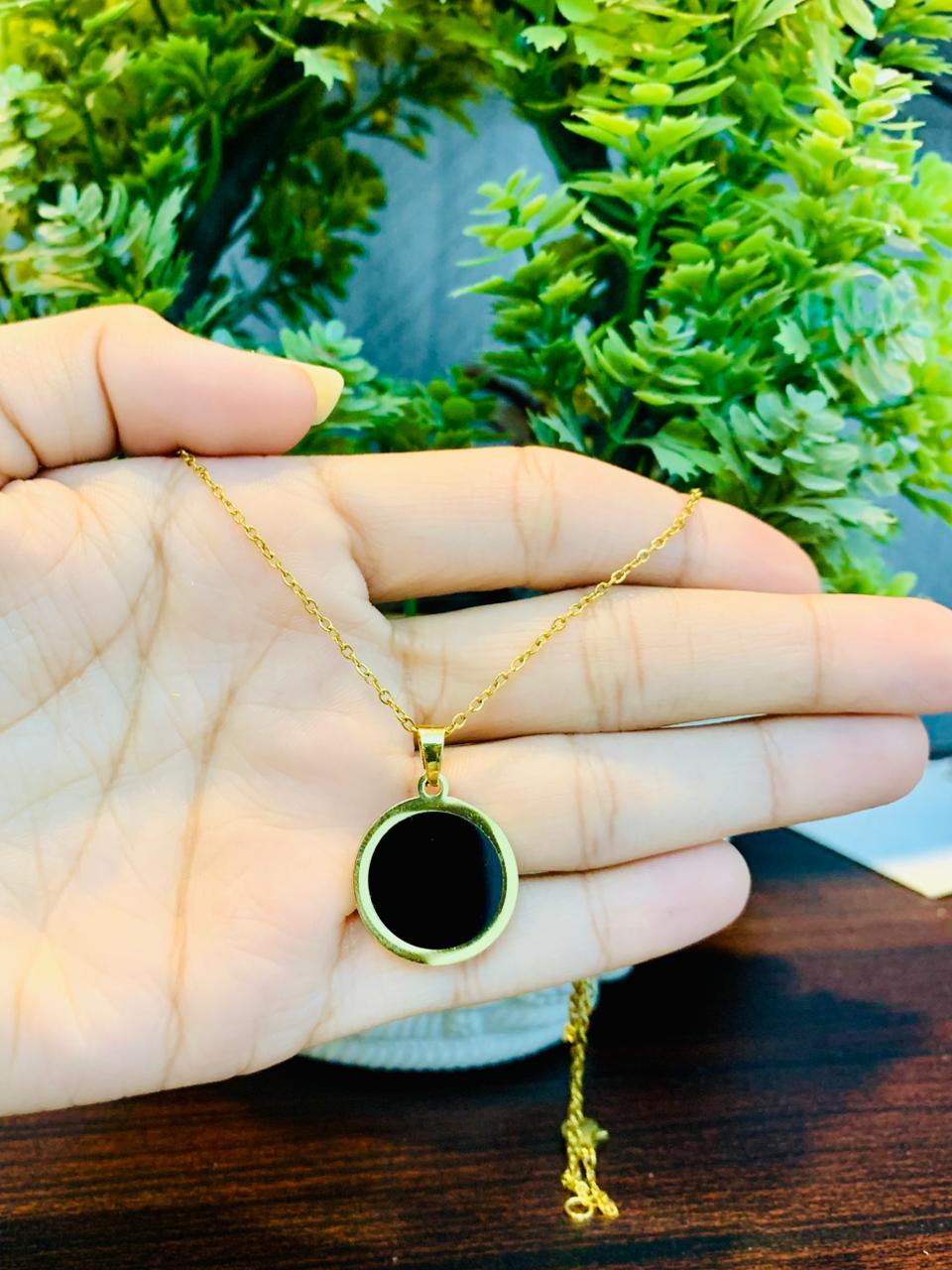 Black combo pendant