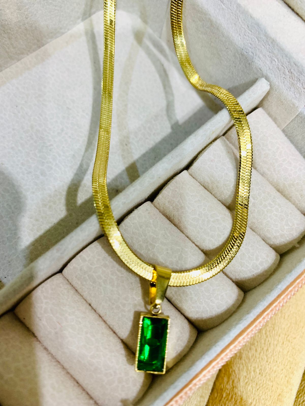 Green Stone with Snake chain pendant